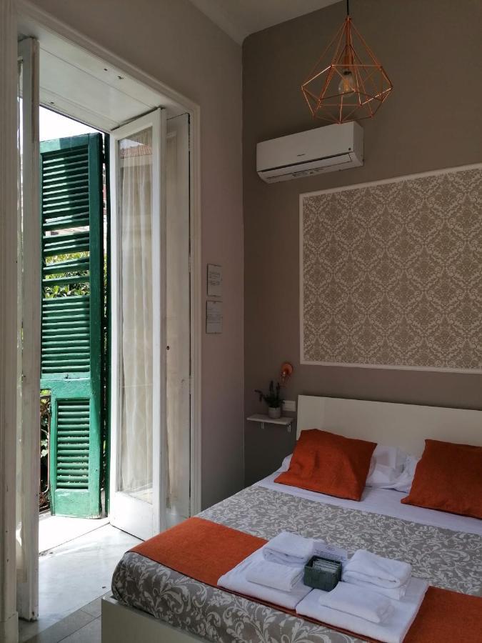 Amedeo Square Bed & Breakfast