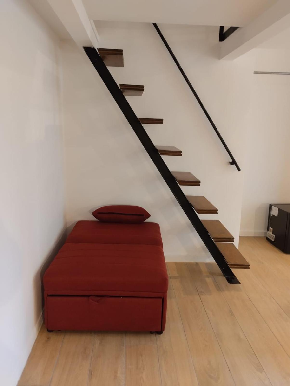 Amedeo Square Bed & Breakfast Napels