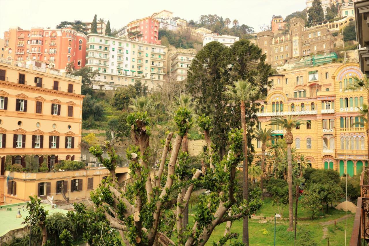 Bed & Breakfast Amedeo Square 3*